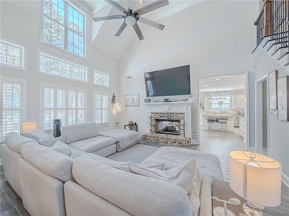 2nd image of 2422 Camp Mitchell Rd