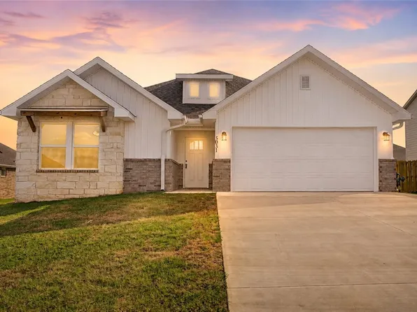 5031 Elk Valley Ave, Springdale, AR 72762