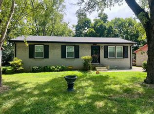 1402 Eagle St, Murfreesboro, TN 37130