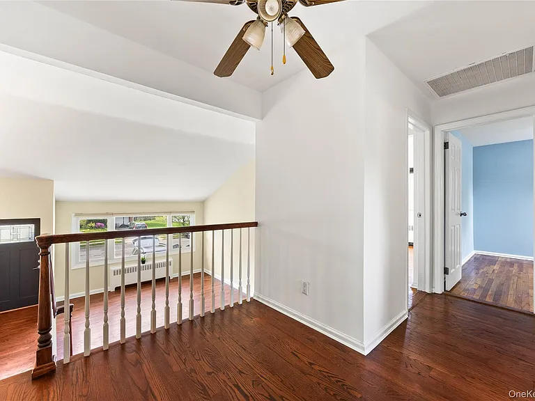 44 Bruce Ln — Photo 11