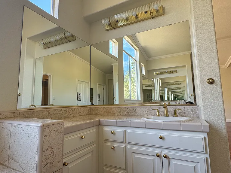 25178 Century Oaks Cir — Photo 31