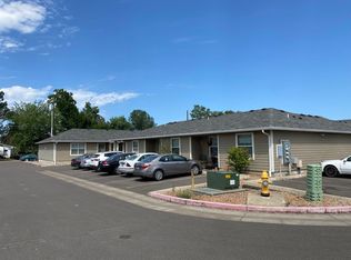 1855 S 9th St APT B112, Lebanon, OR 97355