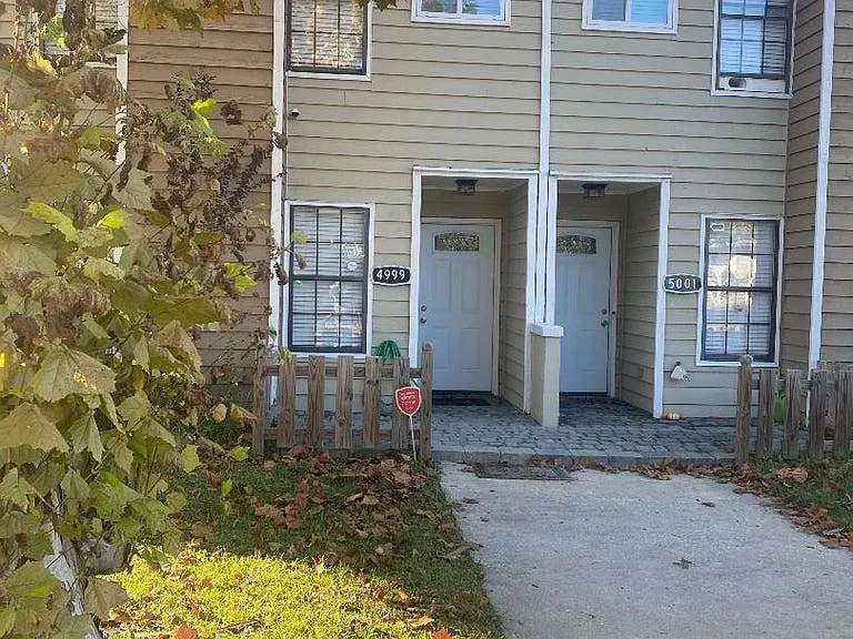 4999 Gaffney St — Photo 1