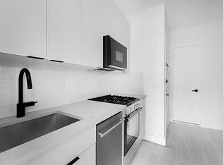423 E 77th St #1E, New York, NY 10075