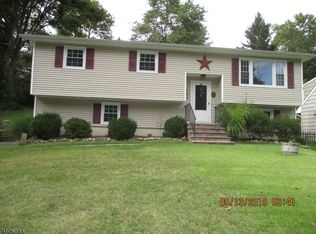 192 Tomahawk Trl, Sparta, NJ 07871