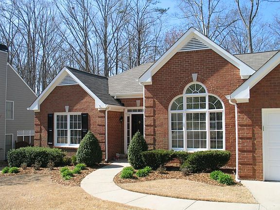 Beautiful Brick, Well-Maintained