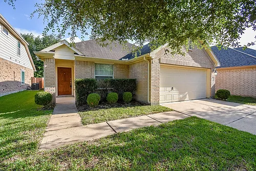 20615 Maple Rain Ct Photo 1