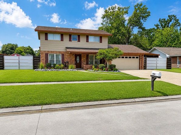 469 Hickory Dr