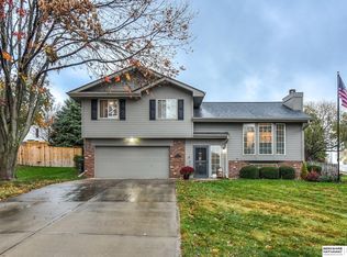 1606 S 171st Cir, Omaha, NE 68130