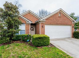 597 Skyview Ln, Lexington, KY 40511