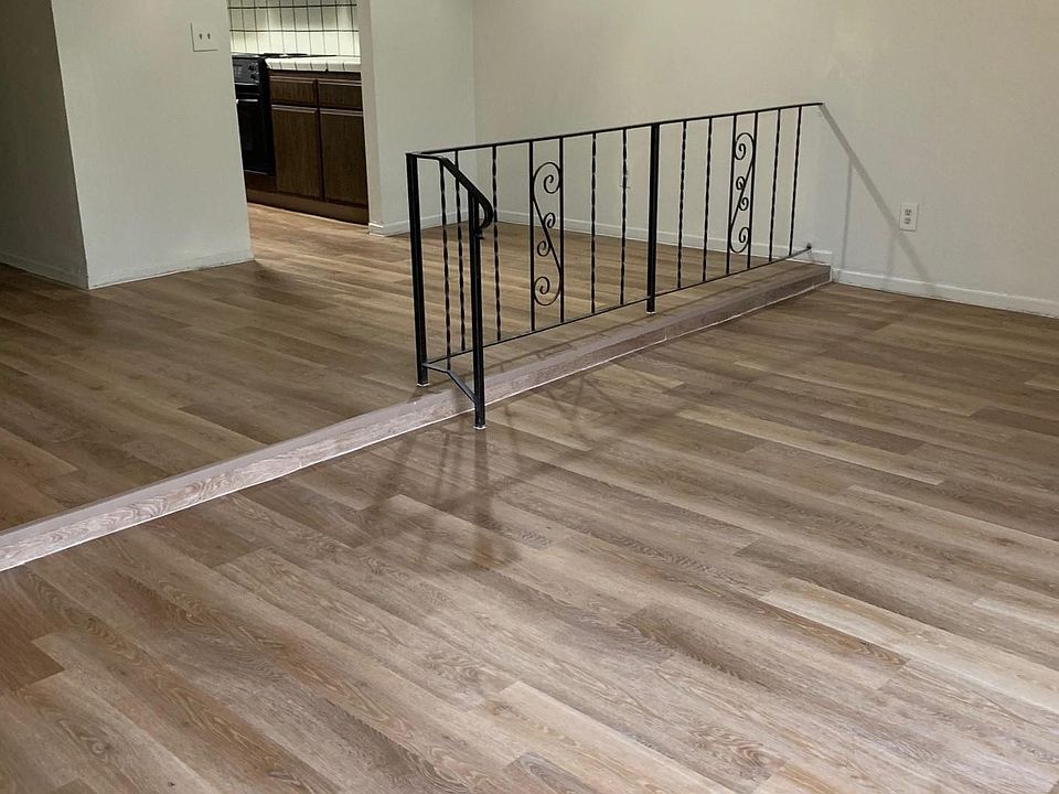 2nd image of 6078 N Augusta St APT 104