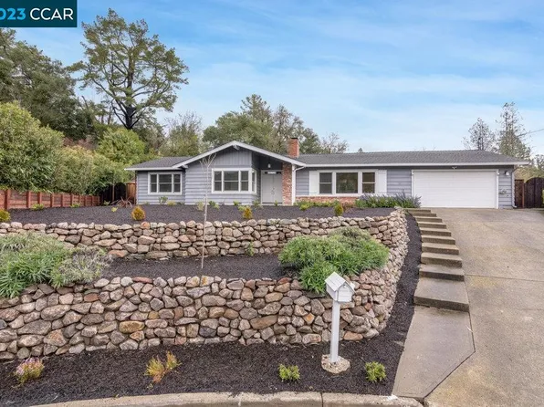 15 Aspinwall Ct, Orinda, CA 94563