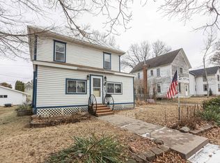 310 N Main St, Cuba City, WI 53807