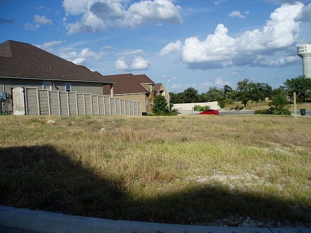 1st image of 2708 Windcliff Dr