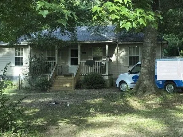 584 Zion Hill Rd, Mendenhall, MS 39114