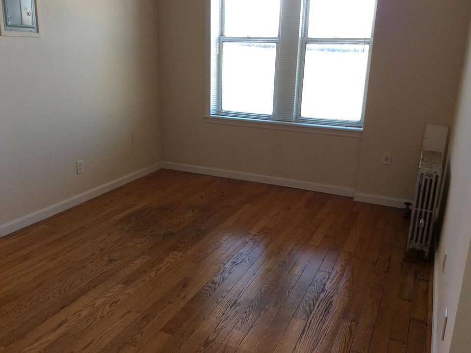 1st image of 4222 Avenue P