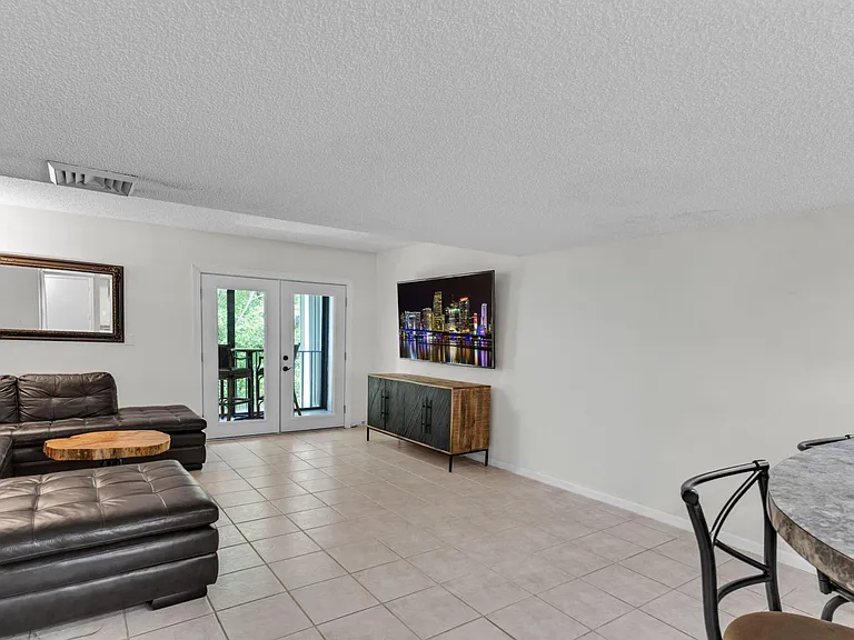 87455 Old Hwy #247 — Photo 7