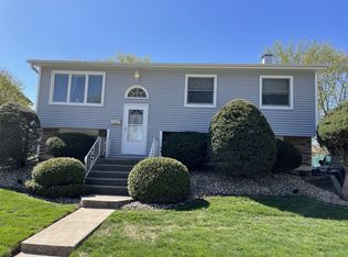 7637 163rd Pl, Tinley Park, IL