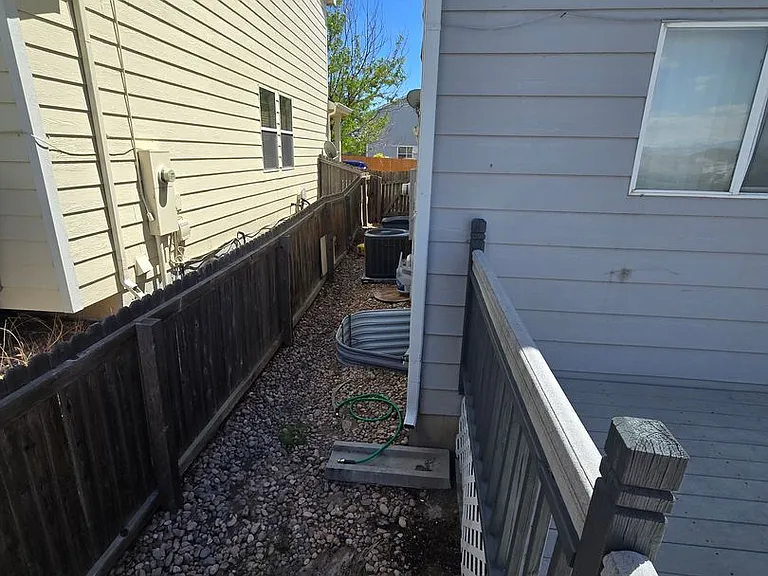 1653 Wagonwheel Dr — Photo 10