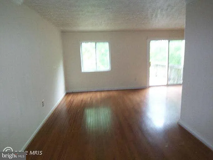39 Wayside Ct — Photo 4