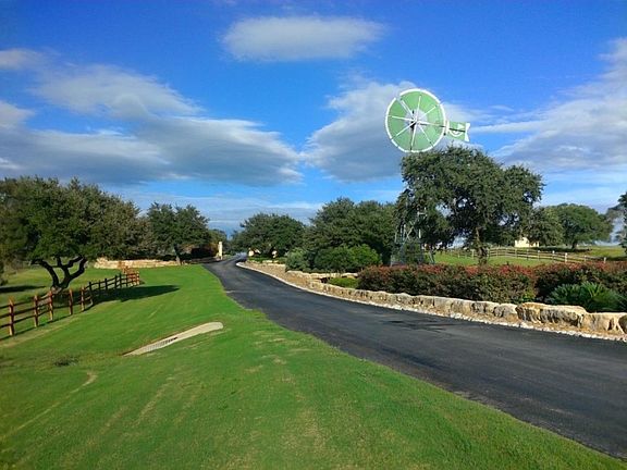 5th image of 119 Riley Wood