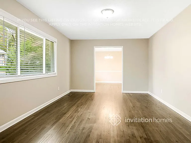 1404 Falls Church Rd — Photo 11