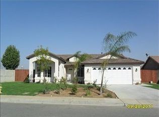 3638 Crescent Meadow Dr, Bakersfield, CA 93308