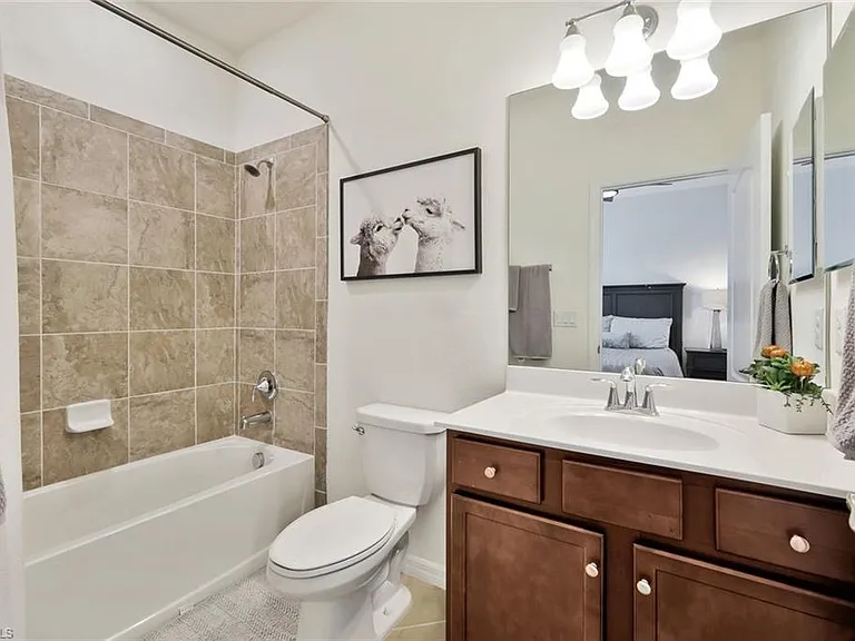 9207 Shadow Oak Ln — Photo 14
