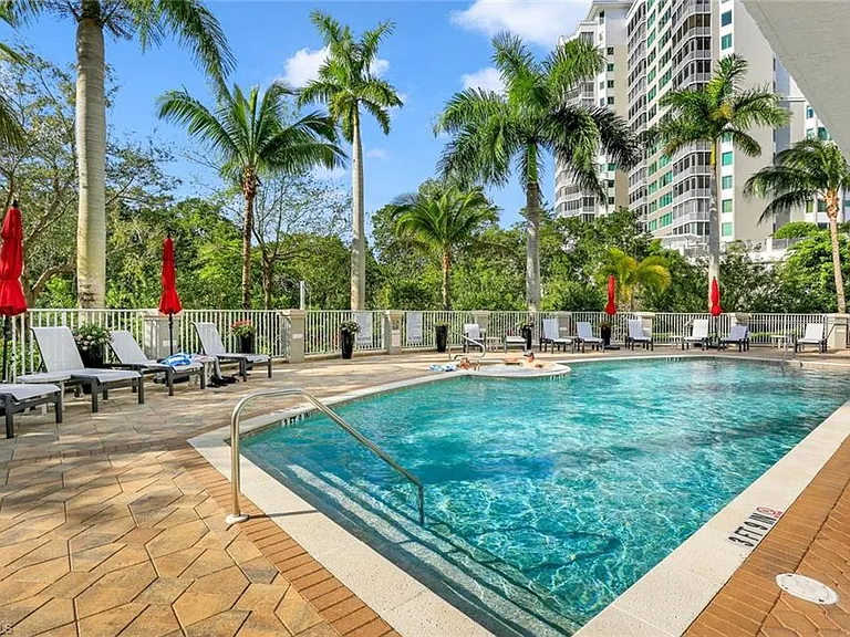 300 Dunes Blvd #5 — Photo 20