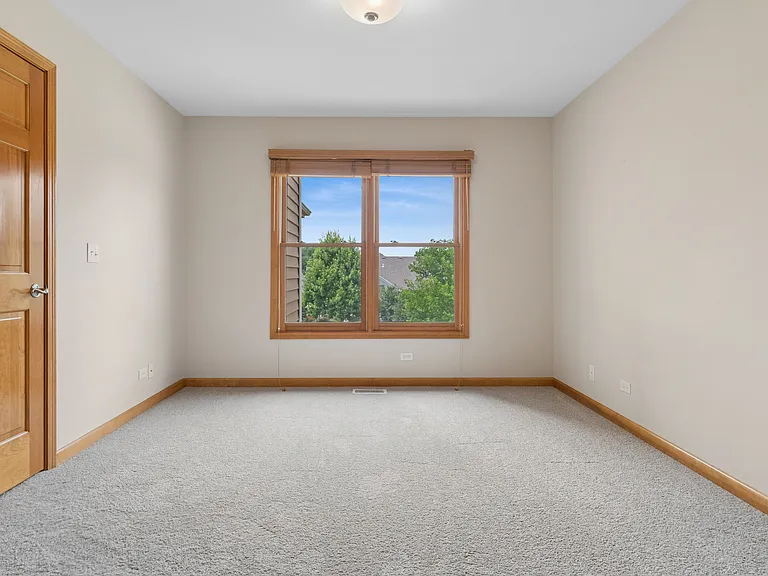 2680 Ginger Woods Dr — Photo 18