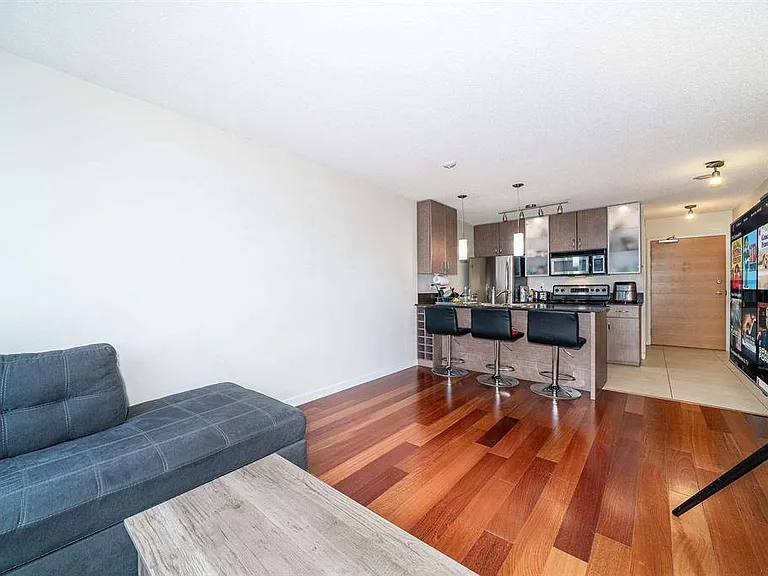 909 Mainland St #2105 — Photo 14