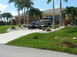 318 SW 31st Ter, Cape Coral, FL 33914