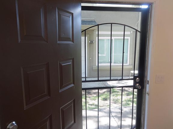 3rd image of 3715 Galena Dr APT 3