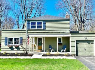37 Forest Stream Rd, Buffalo, NY 14221