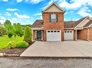 3702 Sean Grove Way, Knoxville, TN 37921