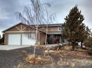 8697 SW Red Cloud Ln, Powell Butte, OR 97753