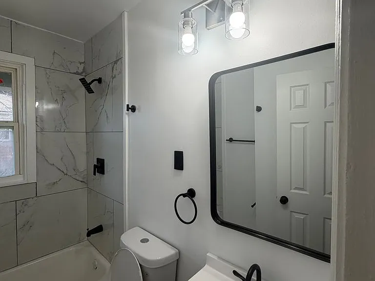 890 Charles Pl — Photo 13