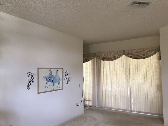 5th image of 1111 Deardon Dr Unit 1