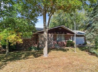8650 Sandy Crest Dr, White Lake, MI