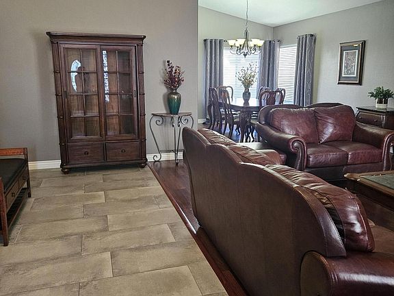 4th image of 11316 W PRIMROSE Drive