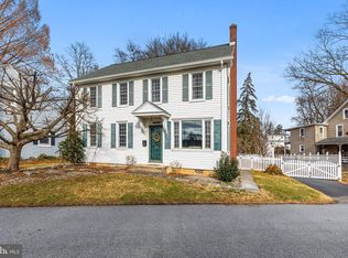 255 Elizabeth St, Landisville, PA