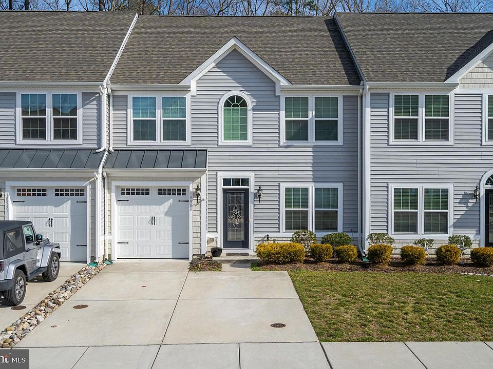 1st image of 18948 Timbercreek Dr