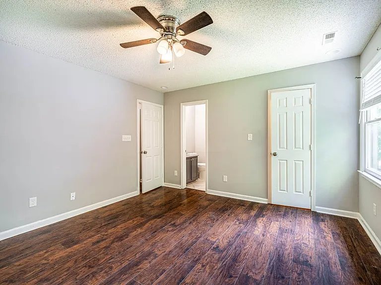 1320 Park Glen Dr #304 — Photo 16
