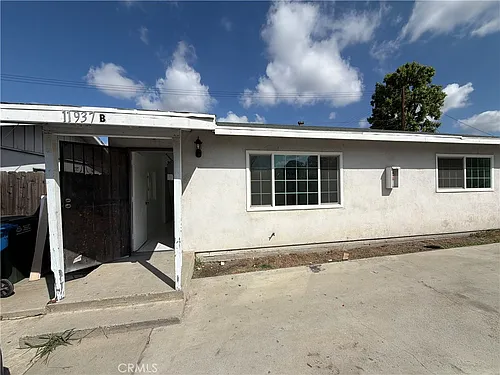 11937 Elliott Ave Photo 1