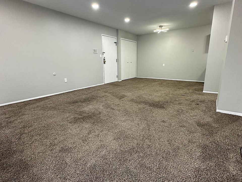 2618 Lovington Dr APT 7, Troy, MI 48083 | Zillow