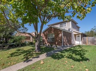 10247 Carolina Oaks Dr, Dallas, TX 75227