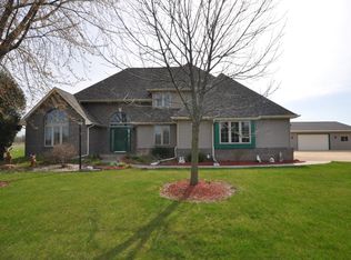 N9582 County Road Ay, Mayville, WI 53050