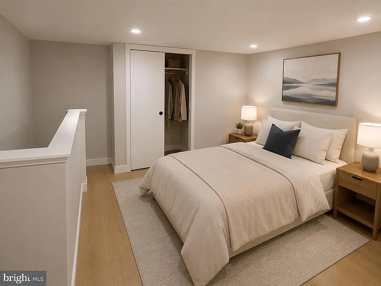 4522 Baker St #1 — Photo 2