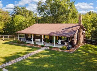 8384 Hickory Ridge Rd, Murphysboro, IL 62966