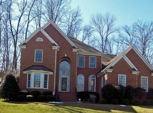 923 Thorn Ridge Ln, Lake Wylie, SC 29710